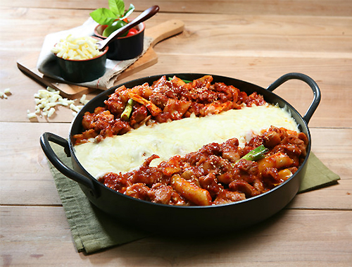 홍춘천 ‘치즈닭갈비’