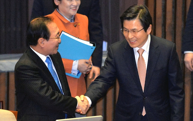 ▲ 황교안 자유한국당 대표(사진 오른쪽)와 고 고회찬 전 의원