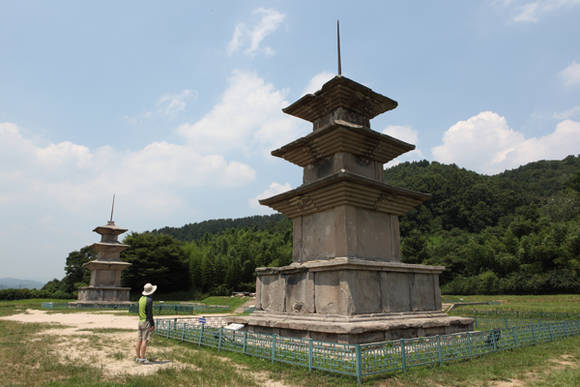감은사지 동서 삼층석탑